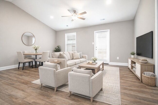 Foto del edificio - 7316 Woodpecker Wy