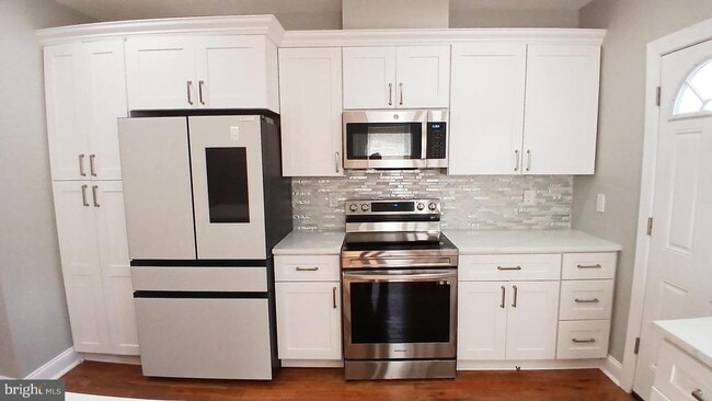 Building Photo - 1643 N 56th St