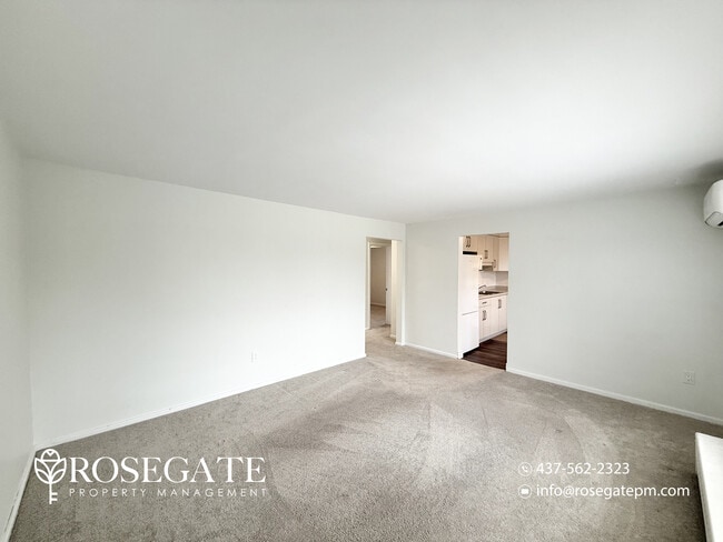 Building Photo - Bright 2-Bedroom Corner Apartment with Shared Backyard – Brampton