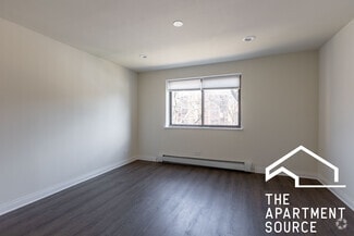 Building Photo - 6970 N Sheridan Rd