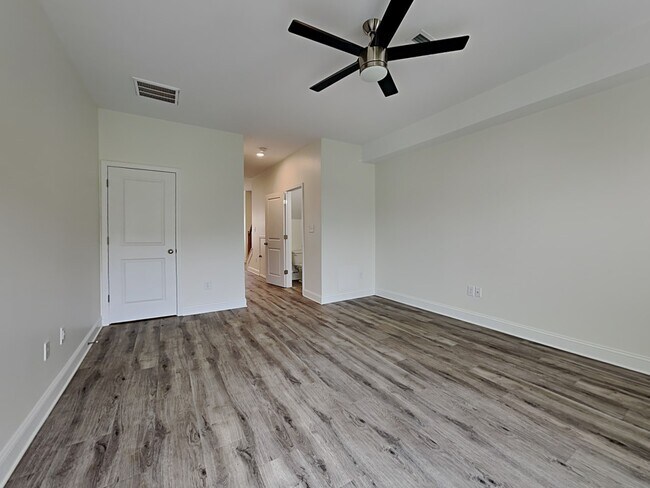 Foto del edificio - 2388 Eagle Creek Ct