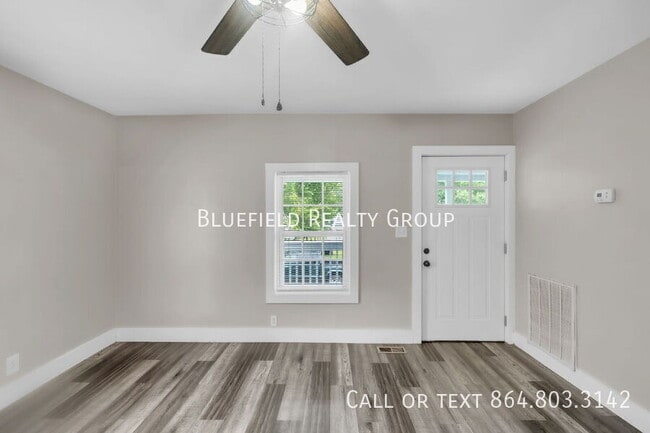 Building Photo - 212 E Bearden St