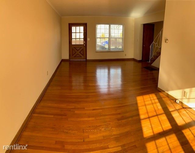 Foto del edificio - 2 br, 1 bath Townhome - 2093 Farleigh Rd.
