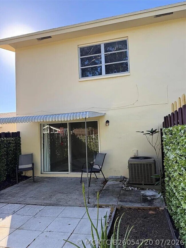 Building Photo - 3007 NW 68th St