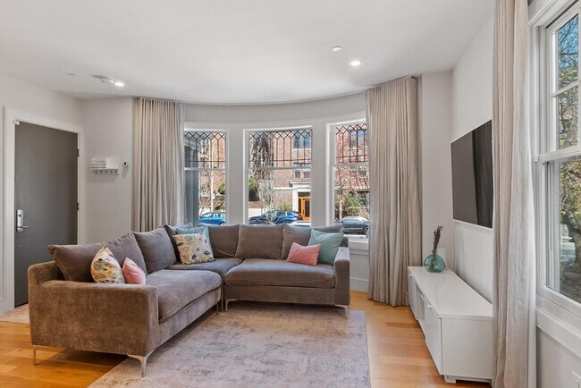 Foto del edificio - 38 Englewood Ave