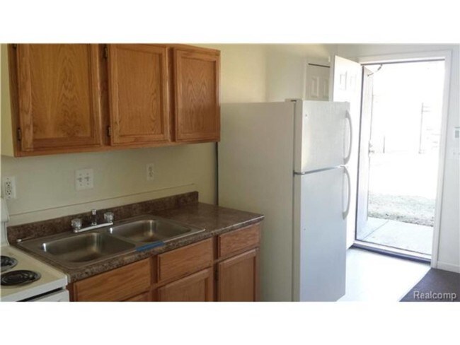Foto del edificio - 12927 Plymouth Rd