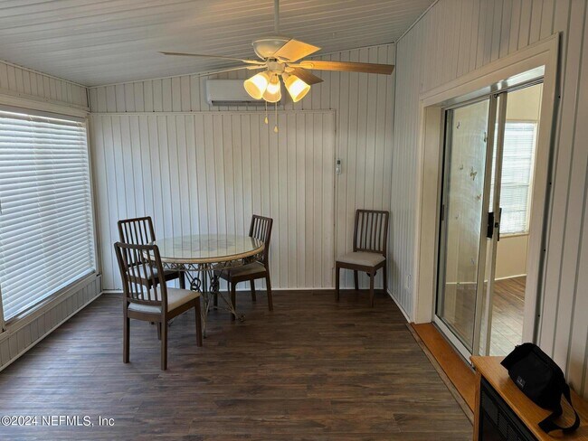 Building Photo - 4825-4A1A A1A S