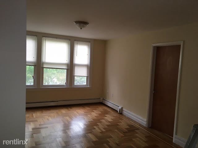 Building Photo - 2840 Wellman Ave