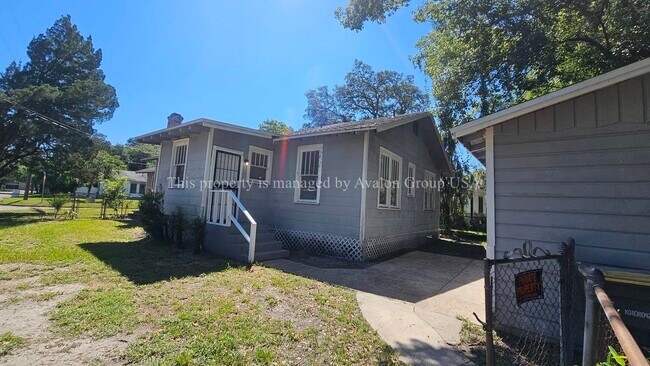 Foto del edificio - 6510 Avalon St