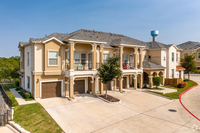 Building Photo - Berkshire Lakeway