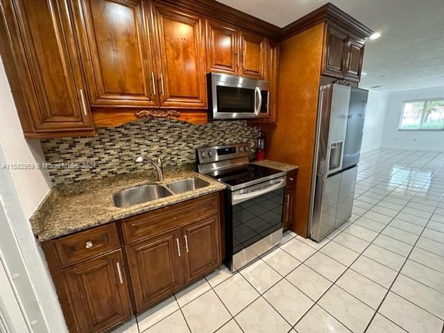 Building Photo - 6534 SW 84th St