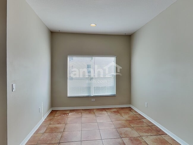 Foto del edificio - 432 York Dale Dr