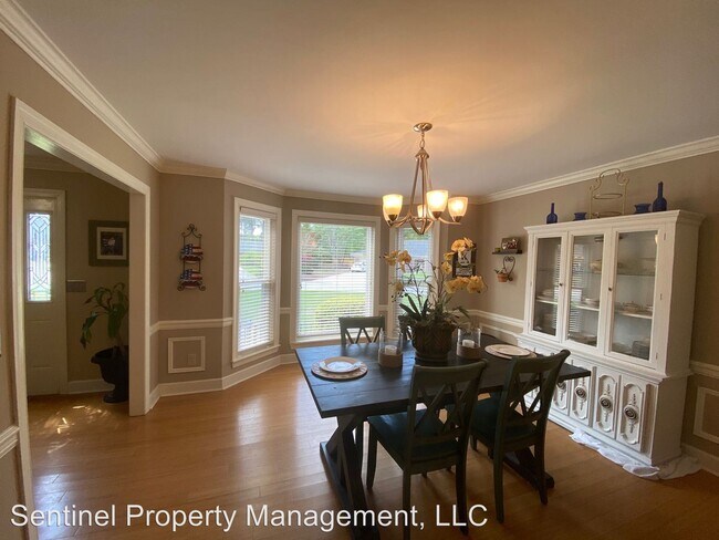 Building Photo - 4 br, 2.5 bath House - 105 Sandtrap Way