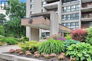 Building Photo - 1785-1785 Frobisher Ln