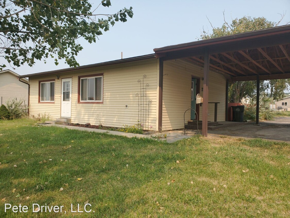 Foto principal - 2 br, 1 bath House - 2 Duff Ave