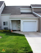 Building Photo - 1208 Christy Dr
