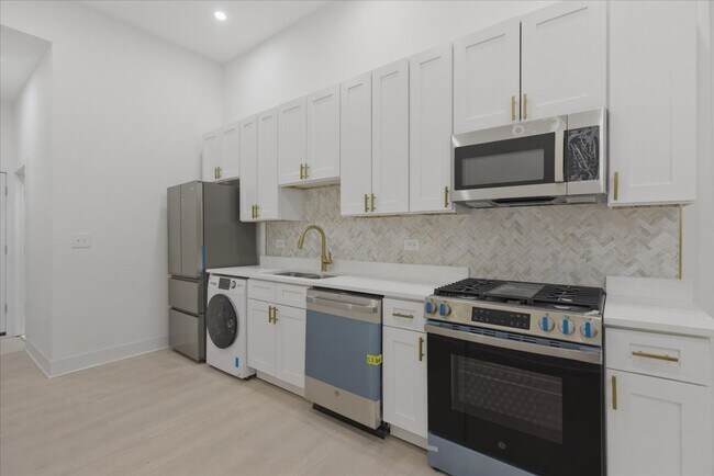 Foto del edificio - 4004 N Bell Ave