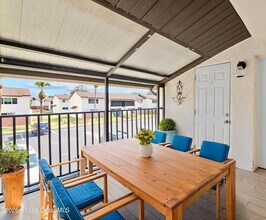 Building Photo - 627 Ridge Club Dr