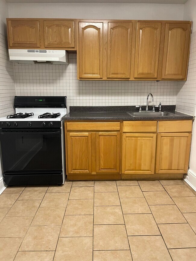Foto del edificio - 72 W 17th St
