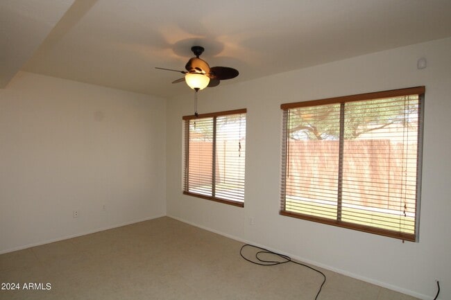Foto del edificio - 16246 N 19th St
