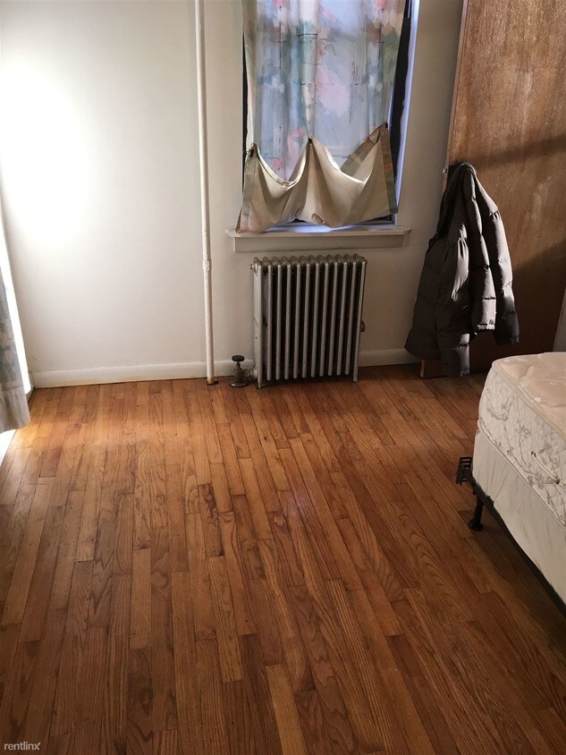 Foto del edificio - 531 E 13th St