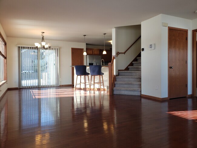 Foto del edificio - 3718 Stonebridge Dr