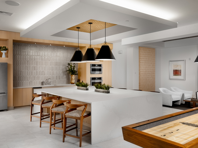 Resident Club/Kitchen - Hanover Tuscan Village