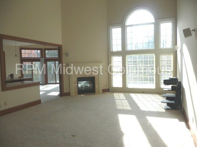 Building Photo - 4425 Wyandotte Woods Blvd