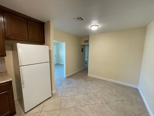 Building Photo - Affordable 2 Bedroom home near Downtown Yuma!