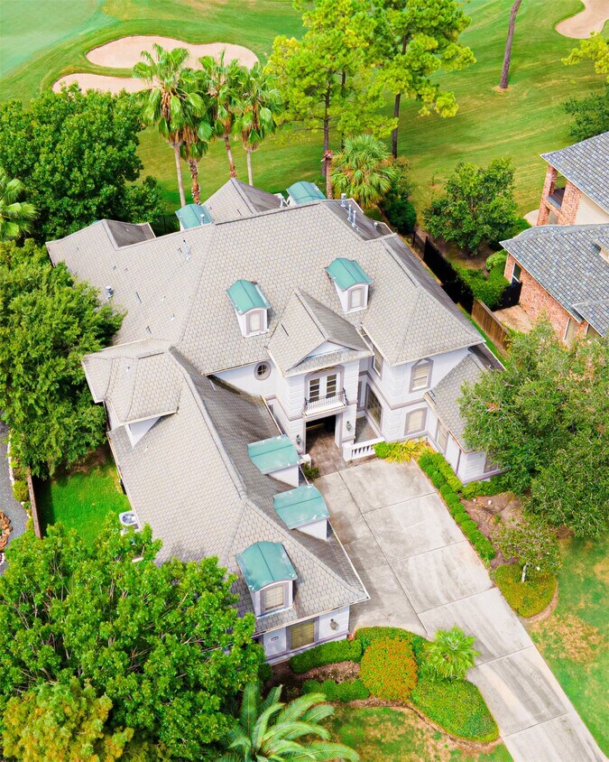 Foto del edificio - 3202 Bonnebridge Way Blvd