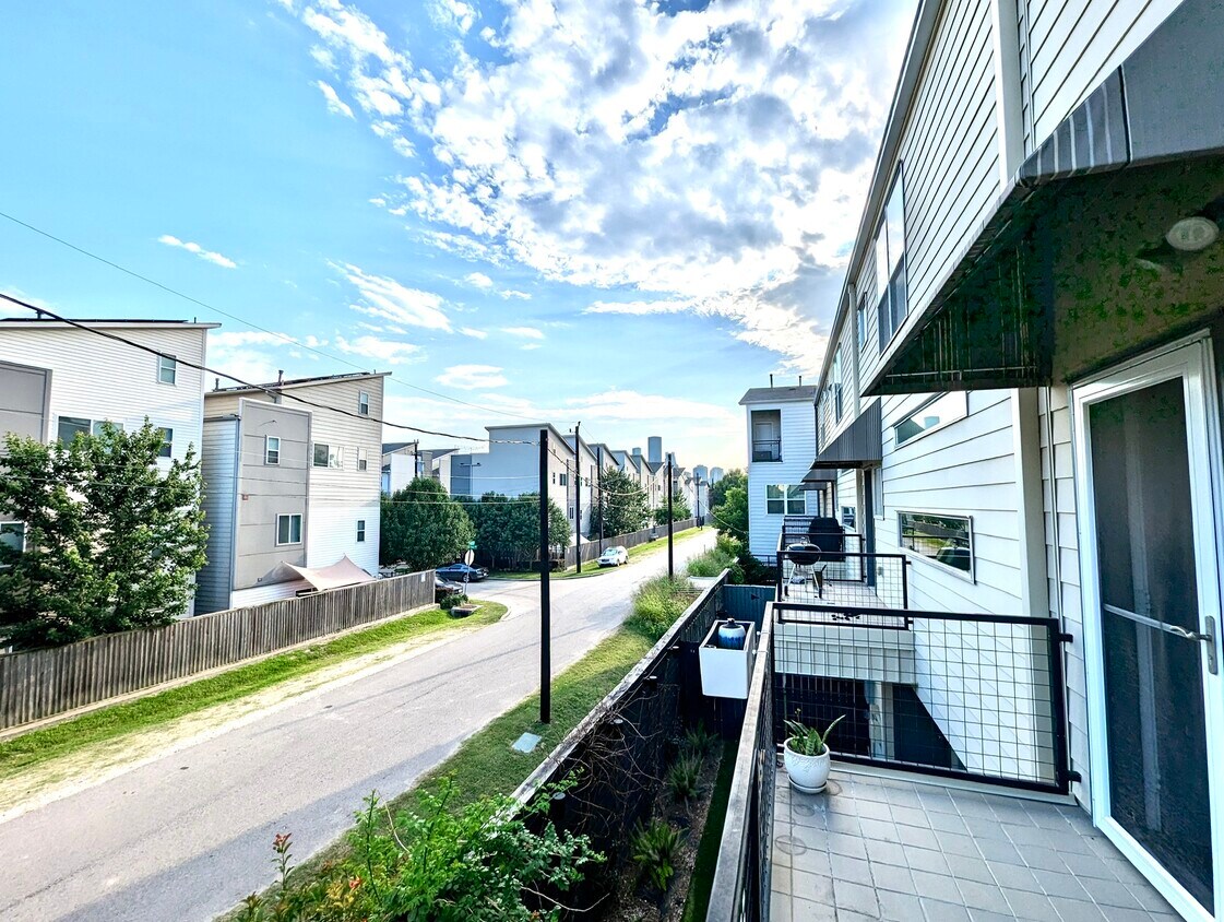 417 Meadow St, Houston, TX 77020 Townhome Rentals in Houston TX