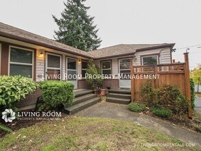 Building Photo - 1410 N Webster St