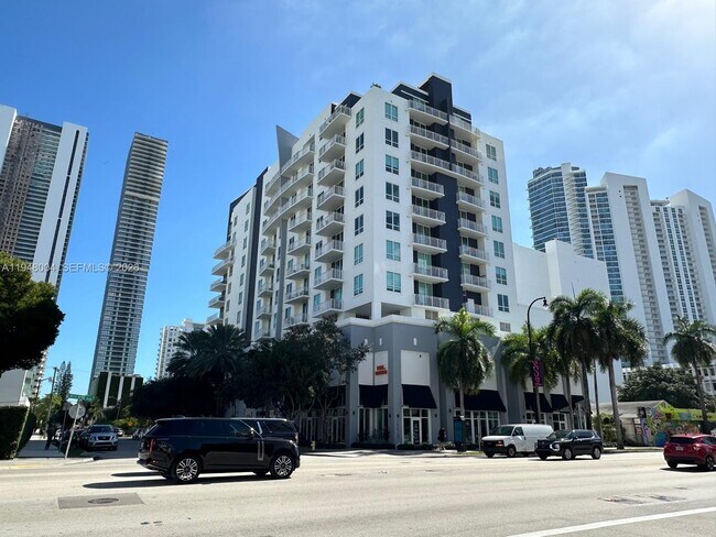 Building Photo - 2275 Biscayne Blvd Blvd