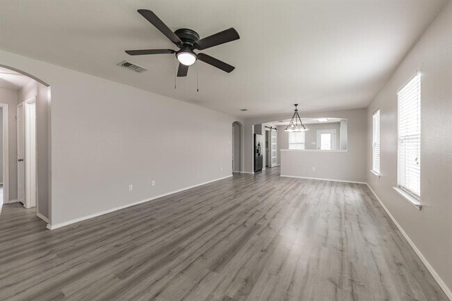 Foto del edificio - 105 Pullman Pl Blvd