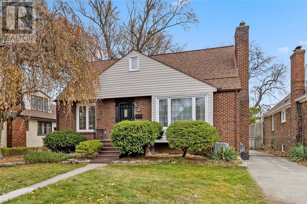 282 Jefferson Blvd, Windsor, ON N8S 2P6 House for Rent in Windsor, ON