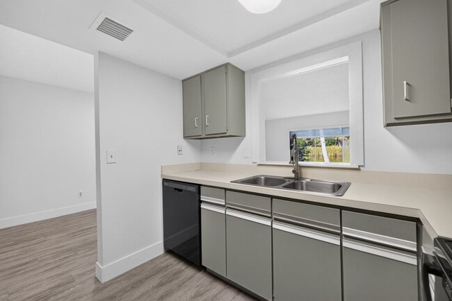 Foto del edificio - 2513 S 17th St