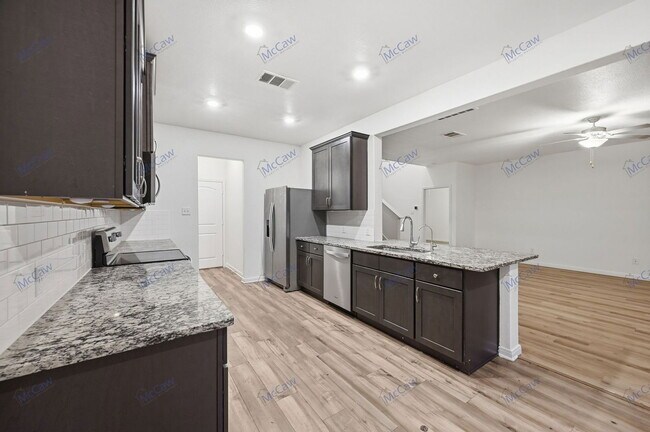 Foto del edificio - 238 Enchanted Way