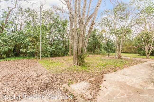 Foto del edificio - 3 br, 3 bath House - 2734 S. Colonial Drive