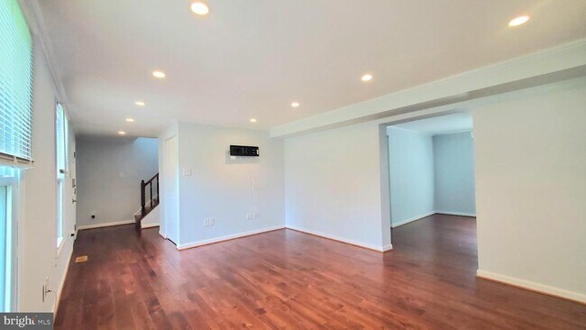 Foto del edificio - 7810 Muncaster Mill Rd