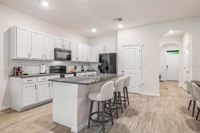Building Photo - 2952 Suncoast Blend Dr