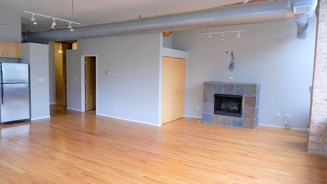 Building Photo - 417 S Jefferson St