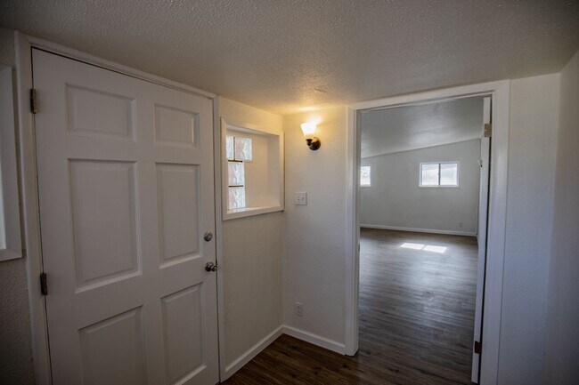 Foto del edificio - Newly Remodeled Home