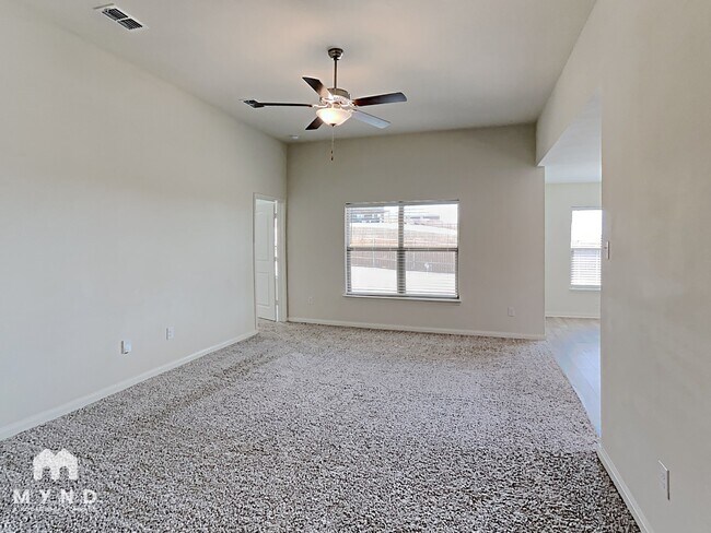 Building Photo - 116 Bandana Cir