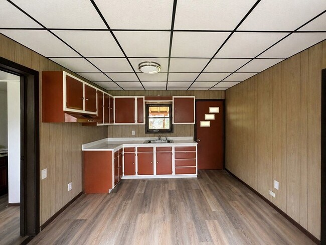 Foto del edificio - 306 Plummer St