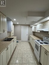 Building Photo - 9 Elsmere Rd