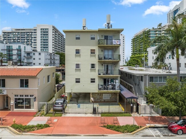 Building Photo - 1236 Alton Rd