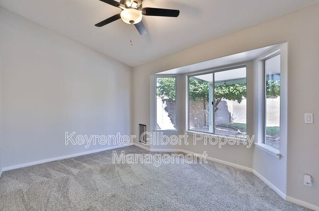 Building Photo - 1408 E San Remo Ave