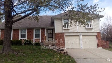 Building Photo - 10013 N Harrison Dr
