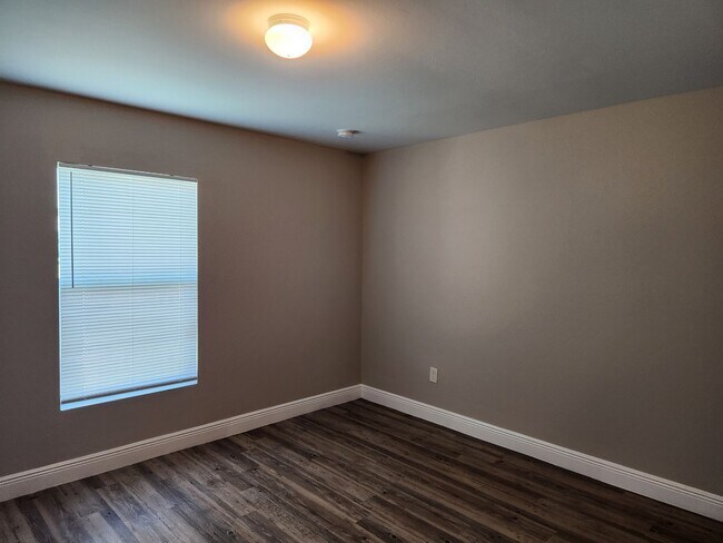 Foto del edificio - Charming 4 Bedroom 2 Bathroom Home in LaBelle