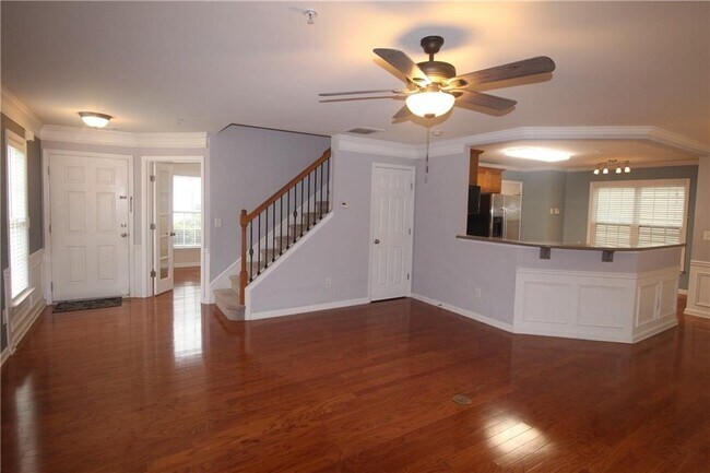 Building Photo - 272 Balaban Cir